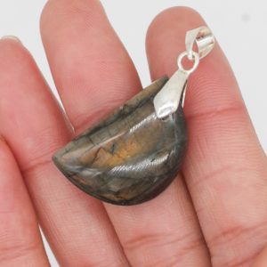 Pendentif Labradorite forme lune 3